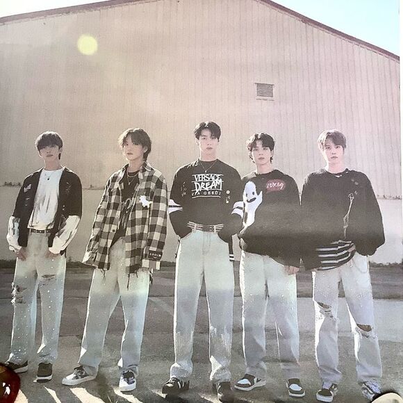 N.Flying Dearest K Pop Official World Poster New - Picture 4 of 4